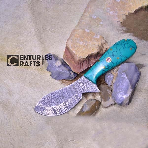 Wild: 7-Inch Damascus Steel Jungle Skinning Knife